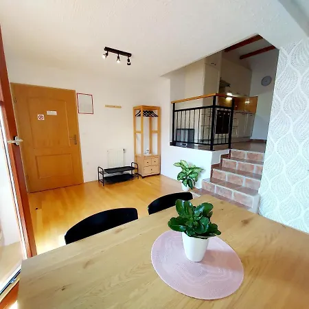 Nebina Apartment