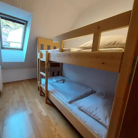 Nebina Apartment *