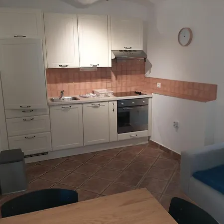 Nebina Apartment